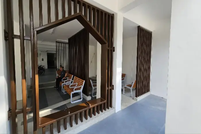 Blk 715 Parents Waiting Area